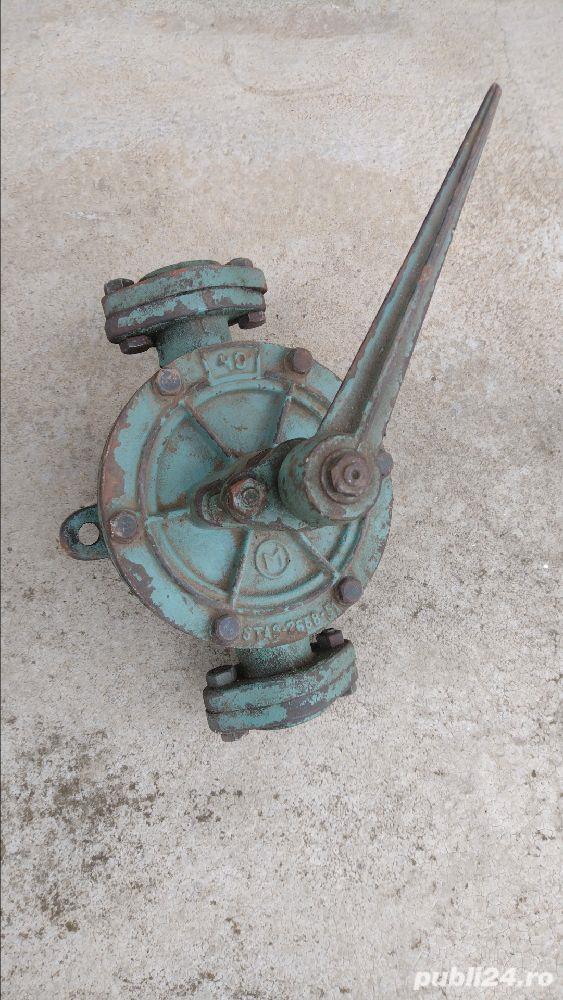 pompe apa manuala, electrică 