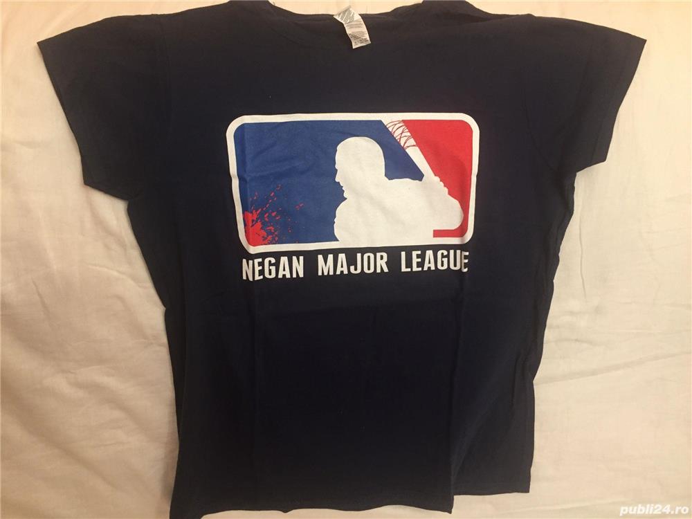 Bluze probabil unice la noi, de dama, XL