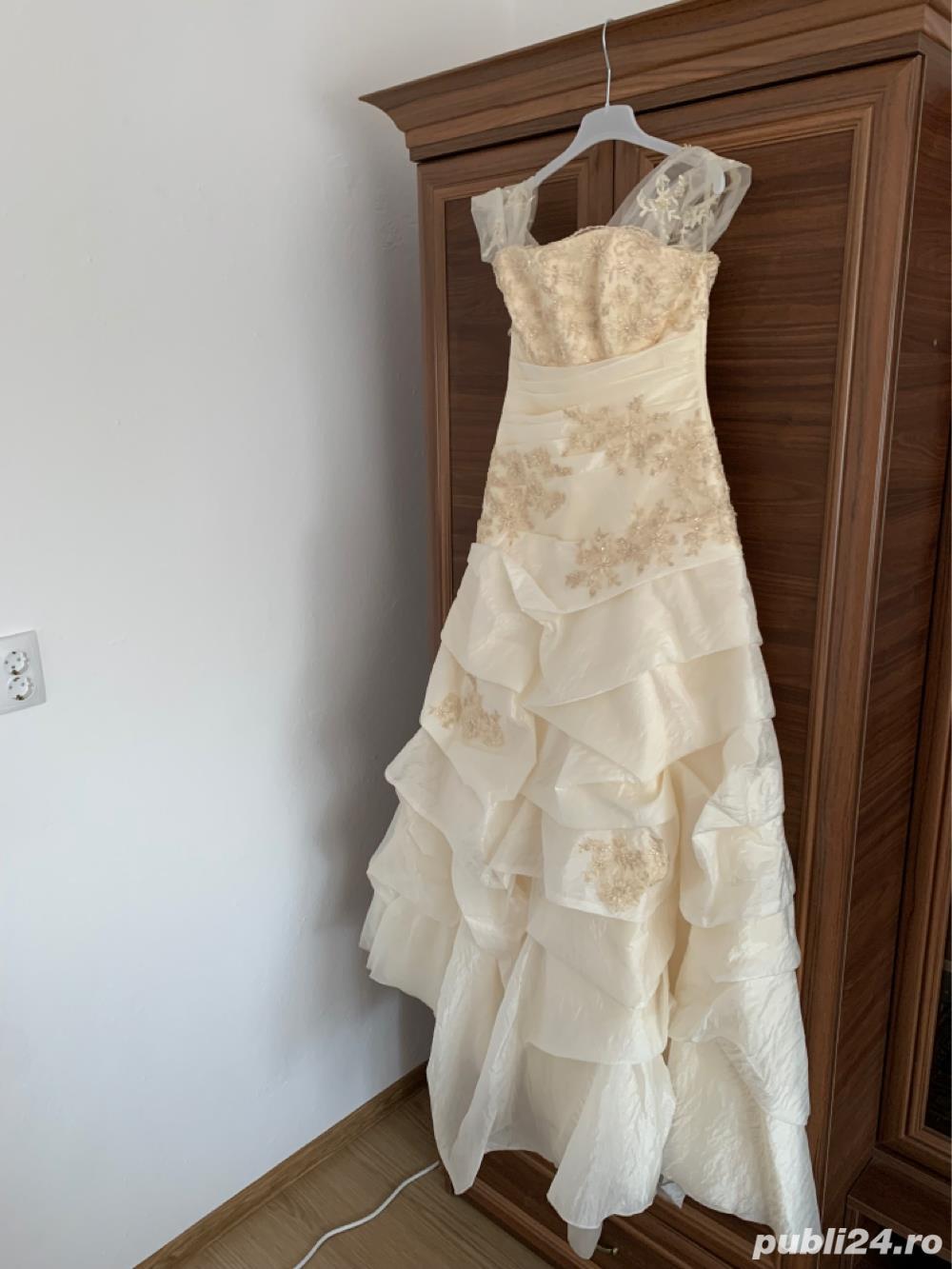 Rochie de mireasa Diva