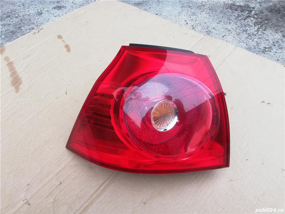 Lampa stop/ tripla stanga/ dreapta vw golf 5