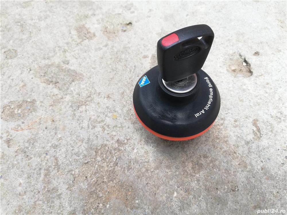 busor rezervor + cheie ford ka