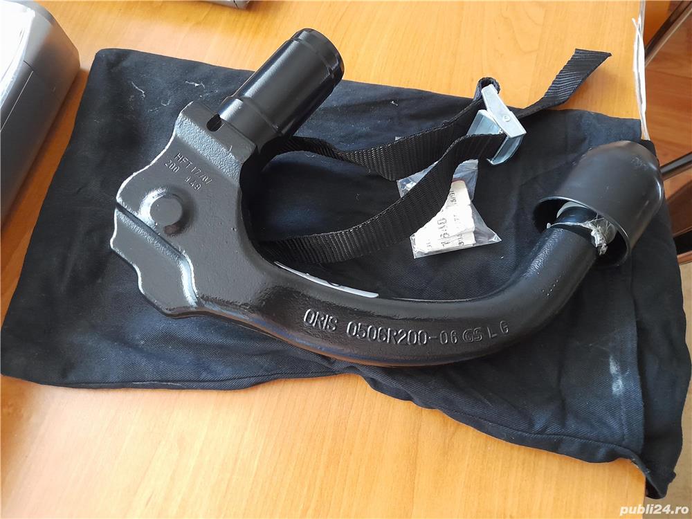 Carlig de remorcare Ford