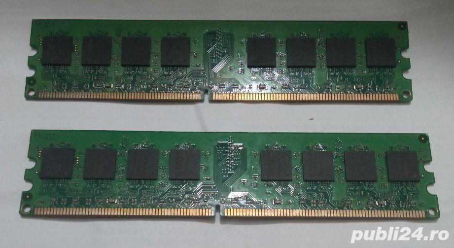 Vand 2 Memorii RAM de 1GB DDR2 Kingston