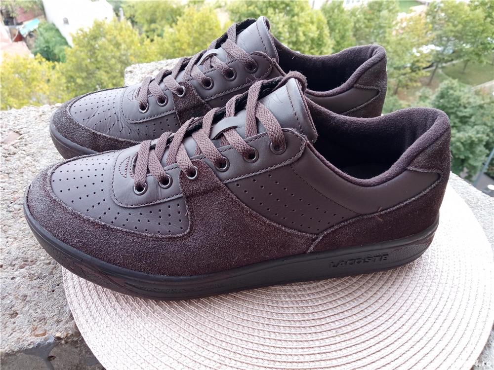 Adidasi piele Lacoste, mar. 42, UK 8 (26.5 cm) made in Thailand.