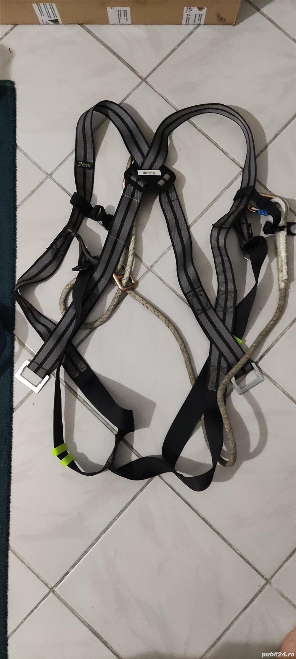 Set ham pentru lucru la inaltime, centura protectie pentru lucru la inaltime .