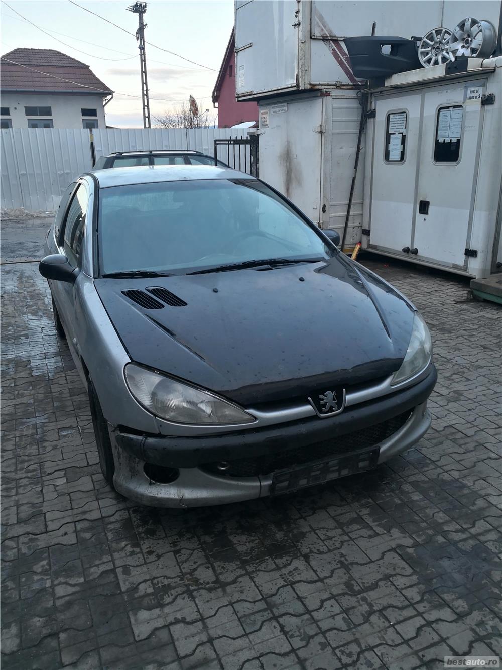 Dezmembrez peugeot 206 