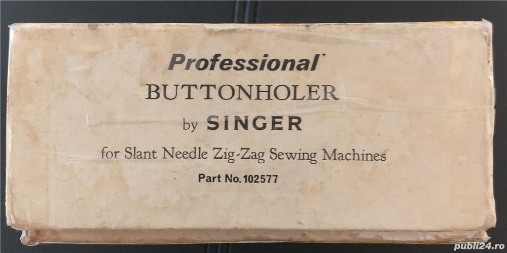 Singer professional buttonholer