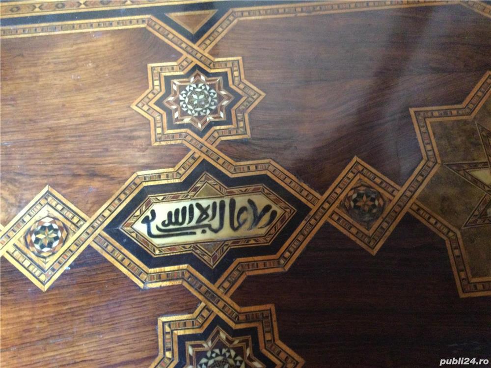 Vand măsuță deosebita