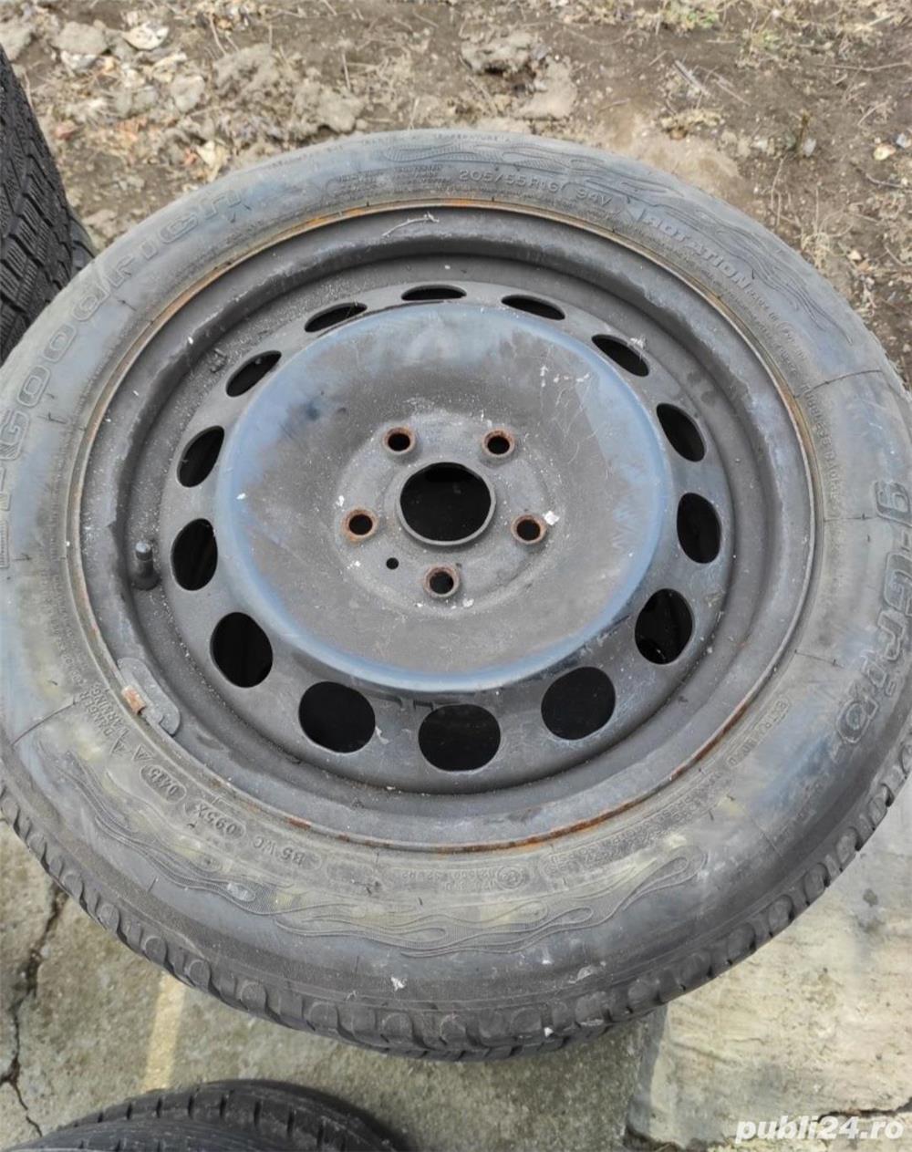 Vand 1 buc Janta + Cauciuc  195/65 R 15