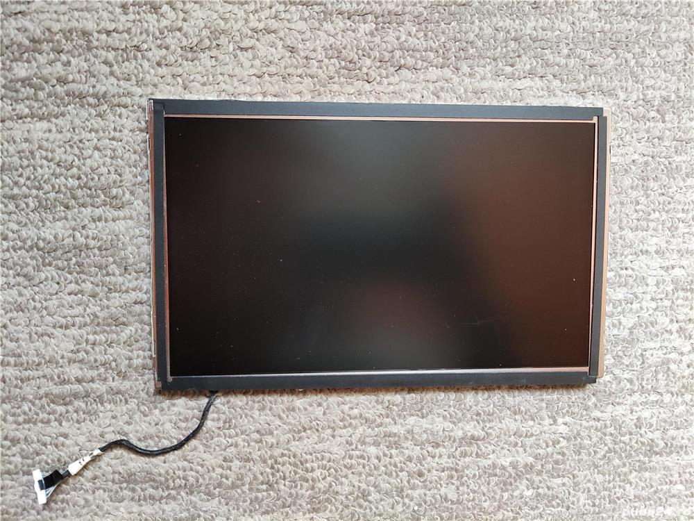 display laptop 8,9 inch