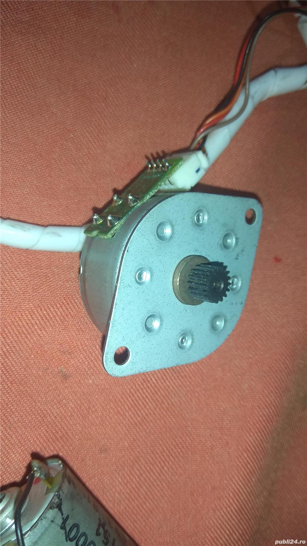 NEOCENE 2T3563119 - Stepper Motor