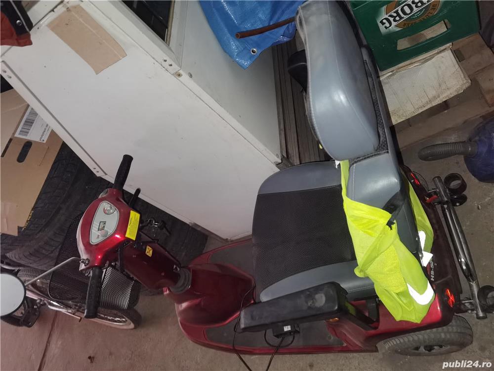 Carucior electric pentru persoane cu dezabilitati handicap