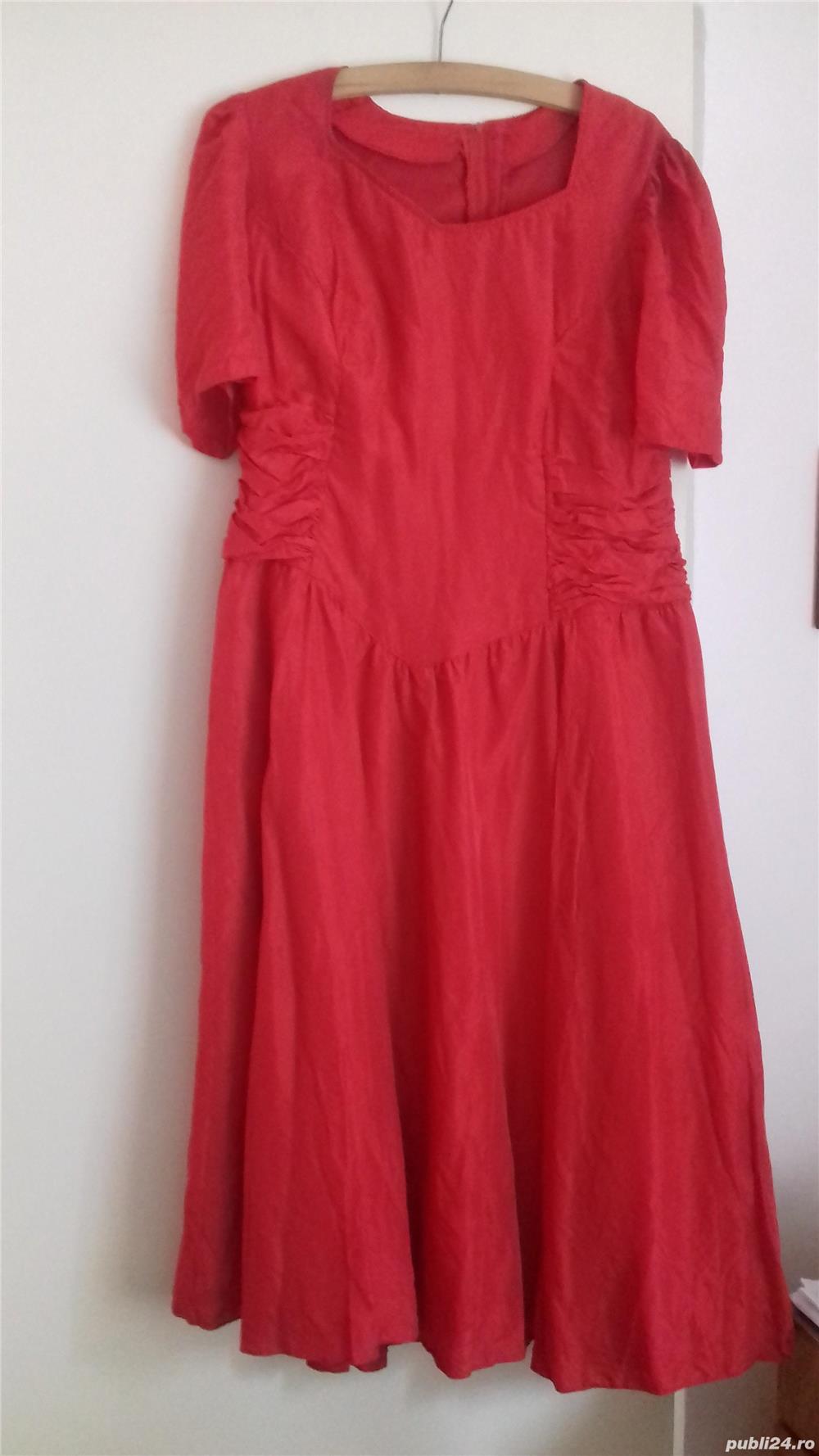 Haine aproape noi, deosebite calitativ, facute pe comanda, la preturi foarte mici !