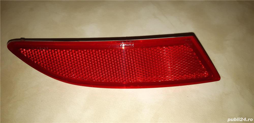 Reflectorizant bara spate dreapta - Ford Focus 2015