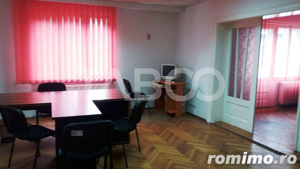 Spatiu birouri 3 balcoane si o terasa in Sibiu 120 mp zona Centrala