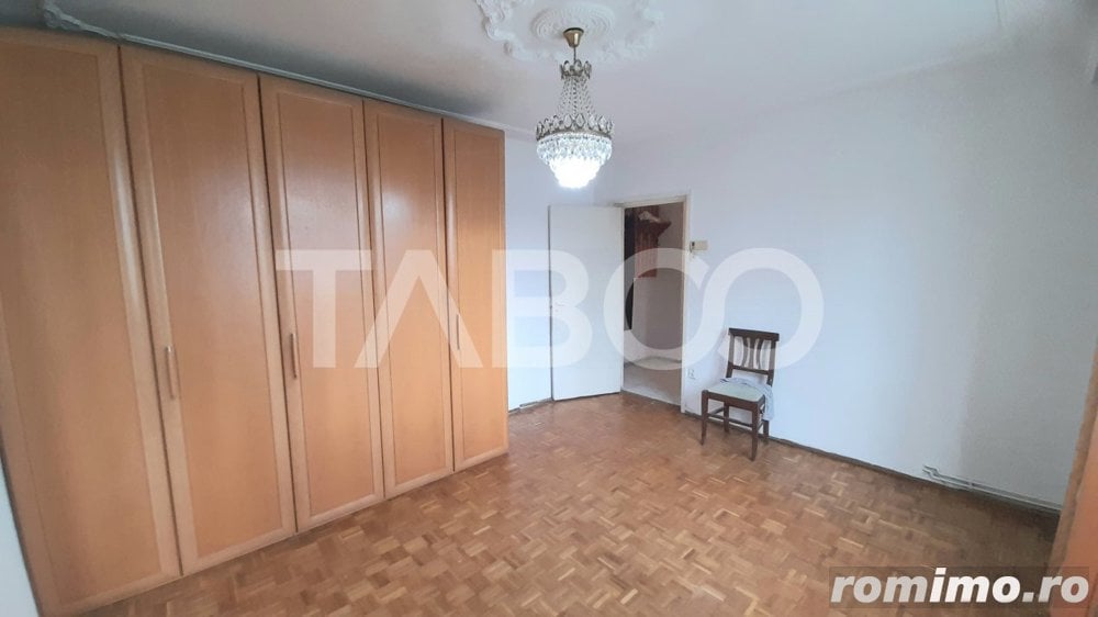 Apartament de vanzare 2 camere balcon Sibiu zona Mihai Viteazul