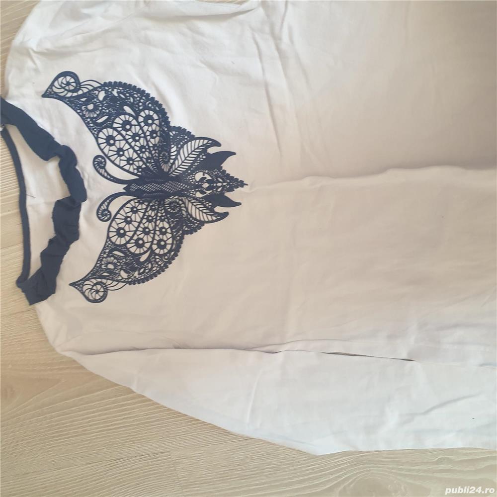 bluza de școală alba