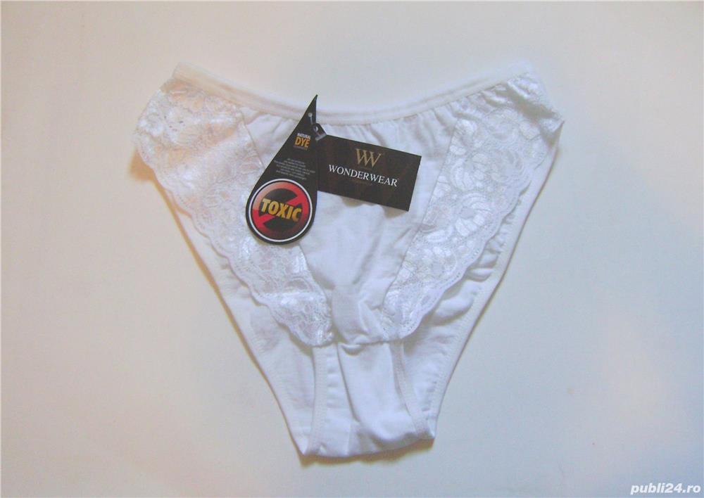 Chilot alb, cu etichetă