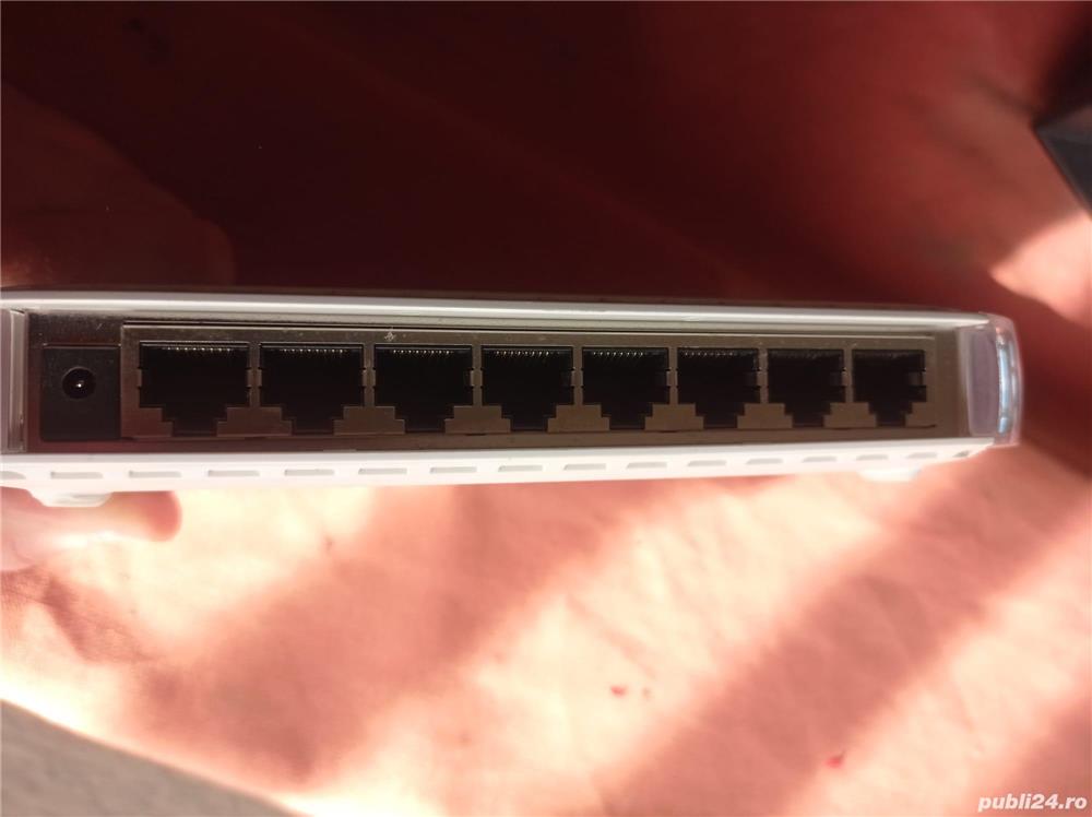 switch netgear cu 8 porturi 10/100mbps fs608v3