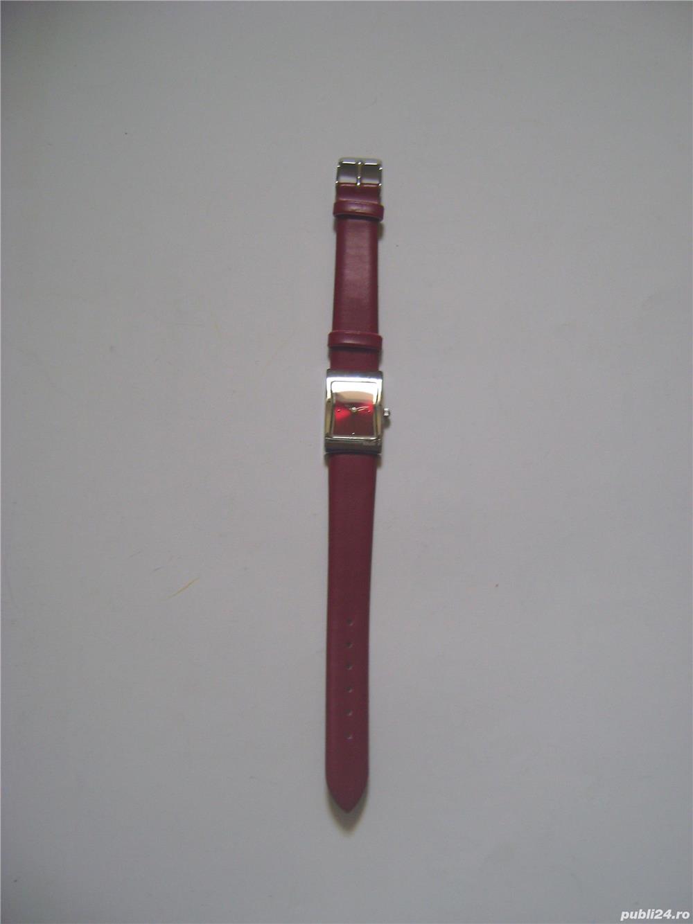 Ceas damă, Avon, 14 lei