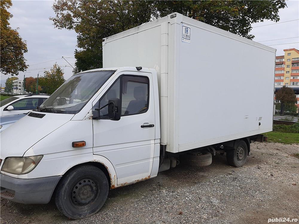 vand sau dezmembrez autoutilitara mercedes sprinter 