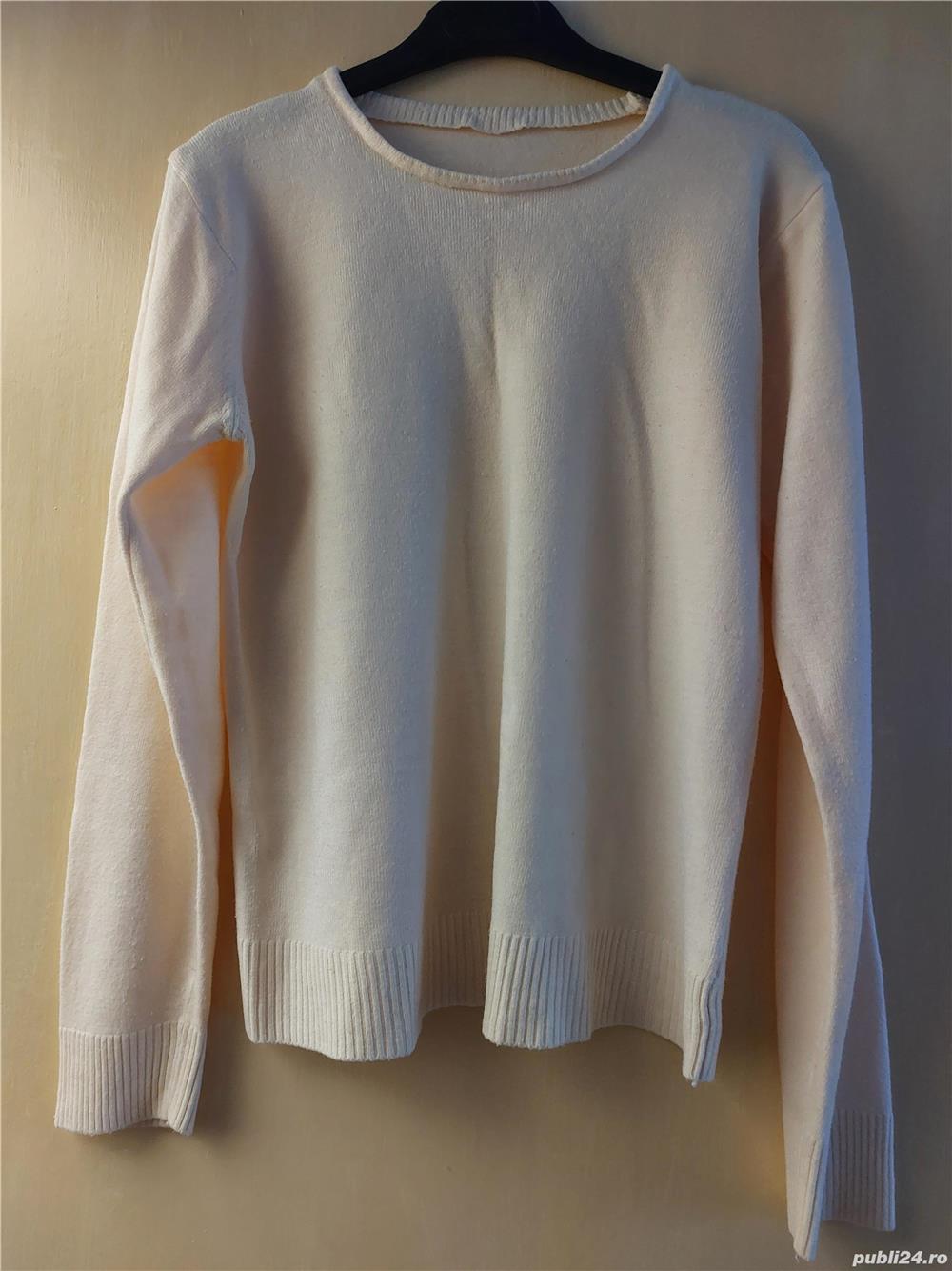 Bluza crem la baza gatului