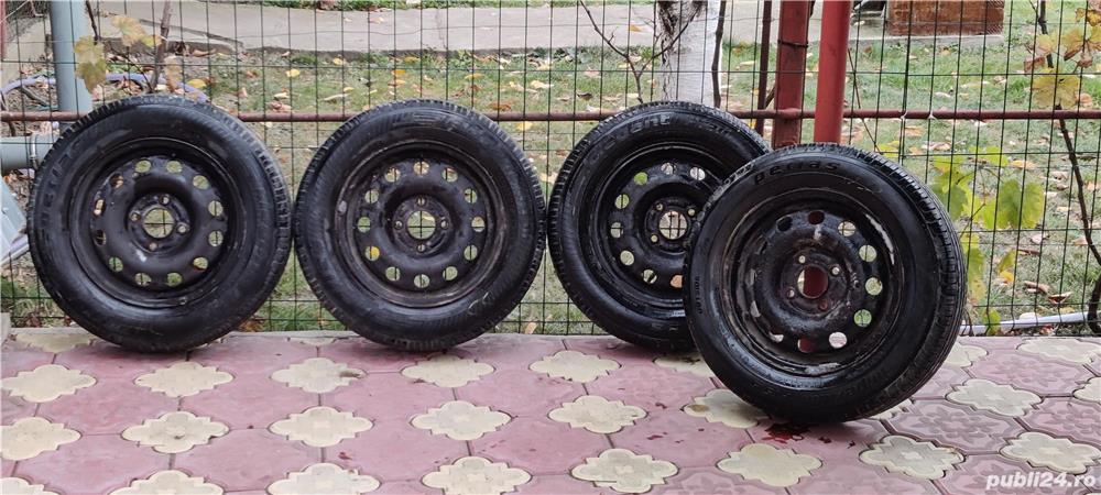 Vând 4 cauciucuri de vara Petlas si jantele aferente 500 lei