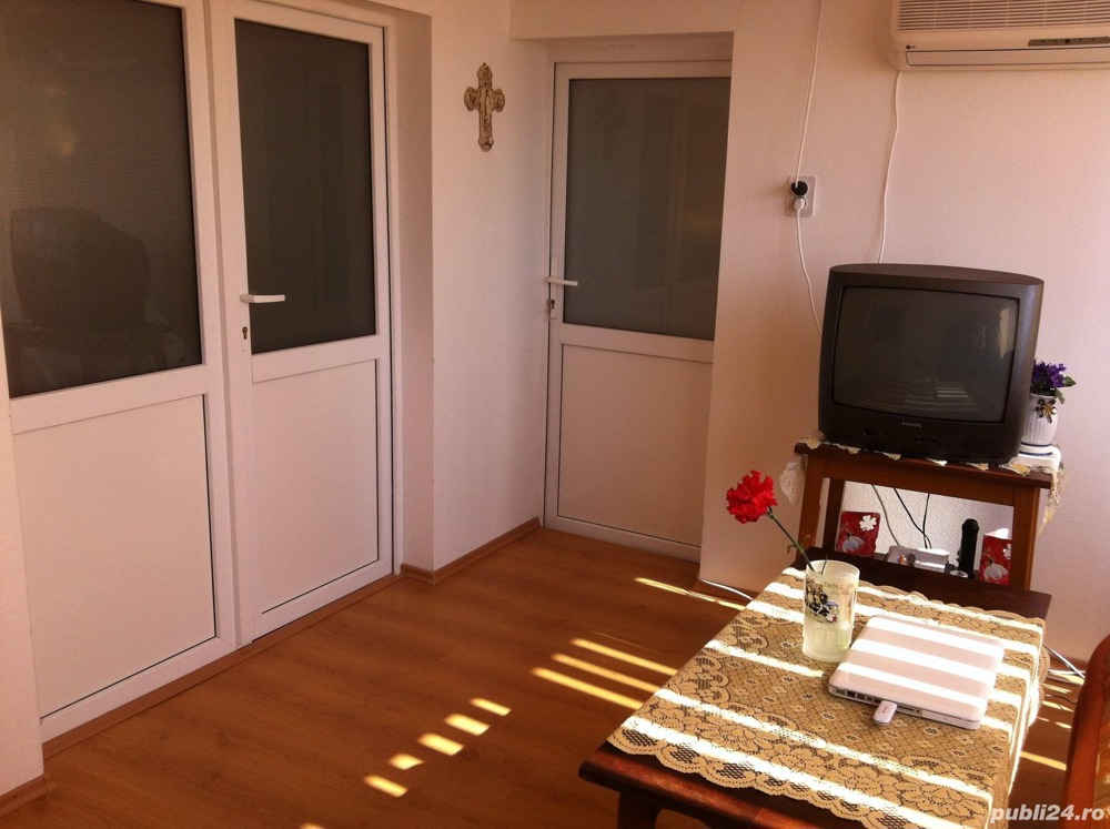 Casa 90 mp cu pamant 2650 mp in jud HD Cainelu de sus