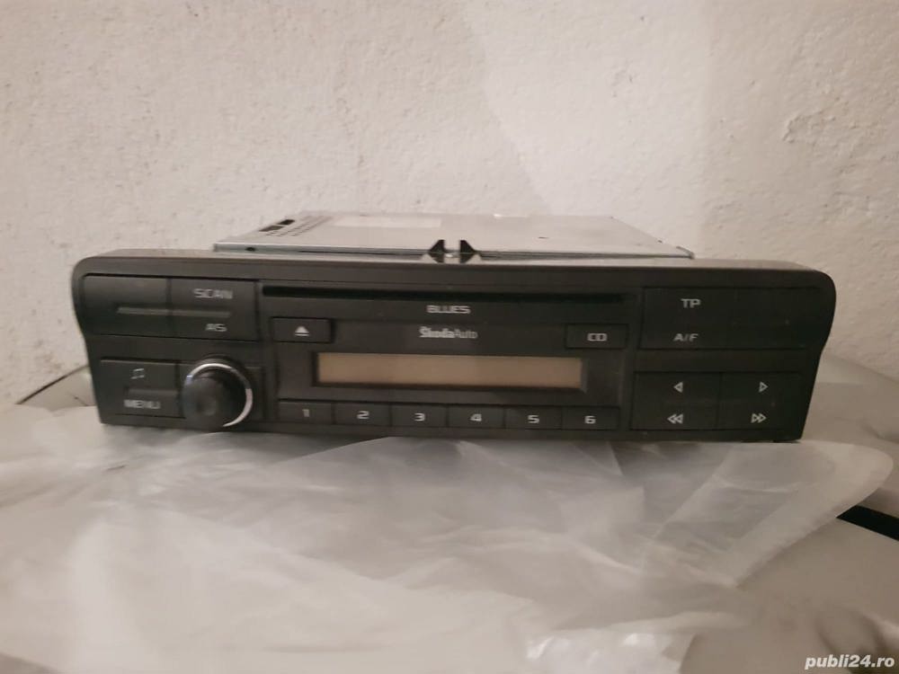 RadioCD Skoda Octavia original cod piesa Blues 1Z0035152E stare foarte buna, etc;