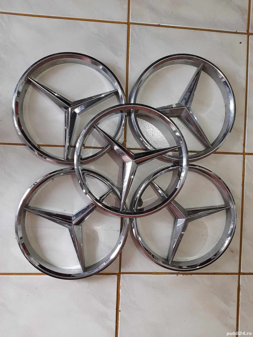 ornamente roata mercedes 