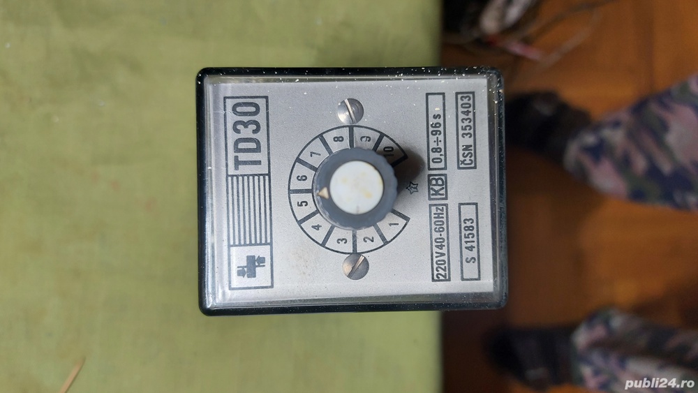 Releu de timp 0-90 secunde /220v,model TD30
