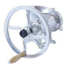 Masina tocat carne NR.32 cu coarba 