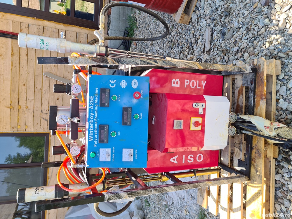 Mașină poliuretanica 