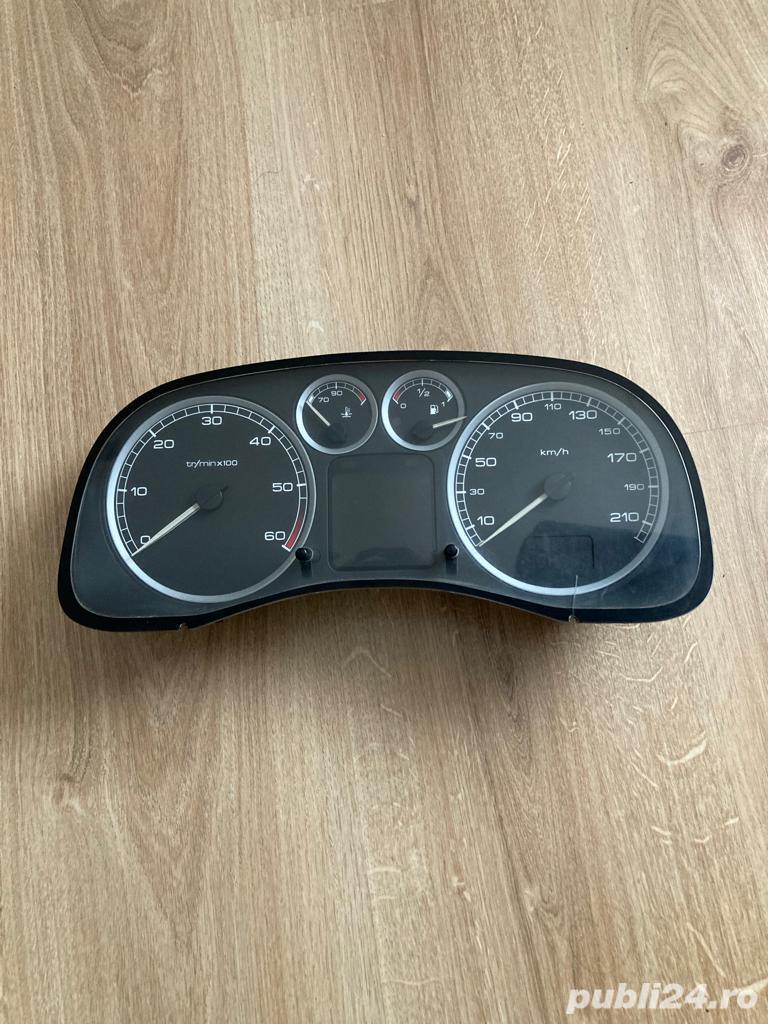 Ceas bord Peugeot 307