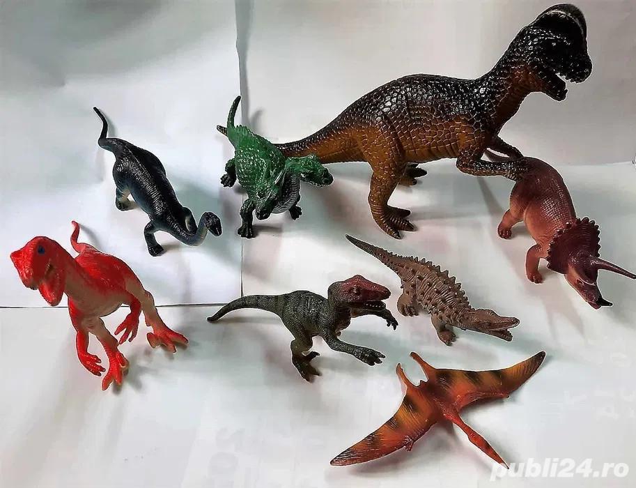 Figurine dinozauri