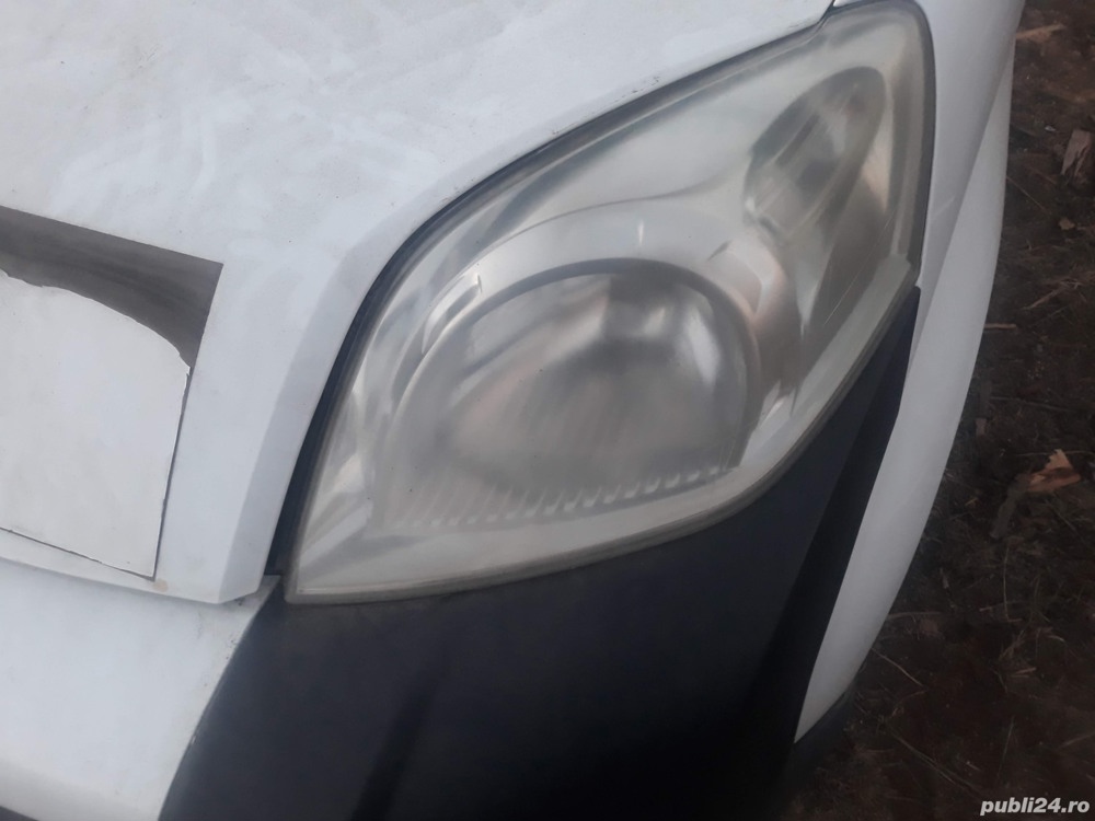 Far stânga/ dreapta citroen nemo 