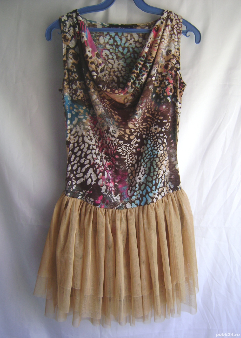 Rochie tineret, reducere