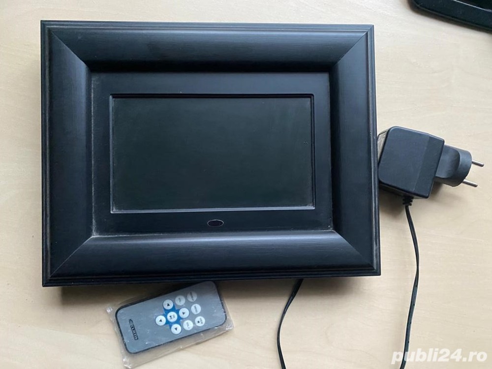 Curtis Digital Photo Frame 10 inch