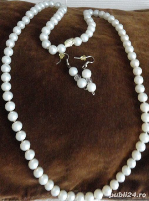 set colier si cercei din perle albe