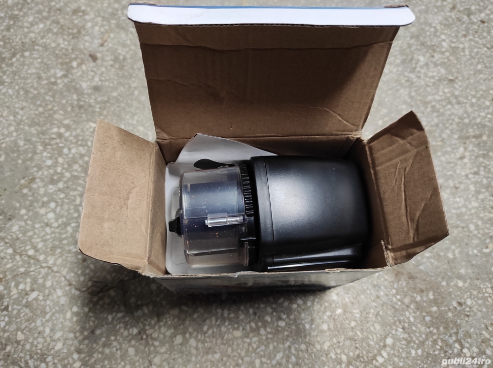 Hranitor automat Resun AF20090 acvariu, pesti exotici