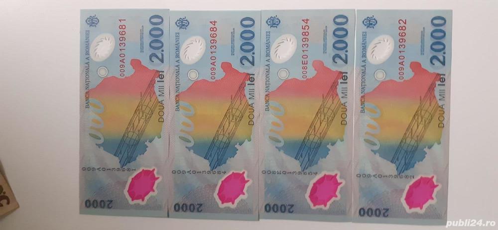  Vând 4 bancnote eclipsă.