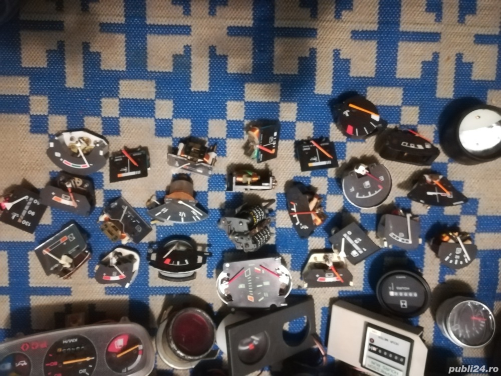 Diverse ceasuri bord