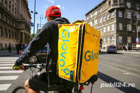 Livratori Glovo pe bicicleta, scuter, trotineta sau masina