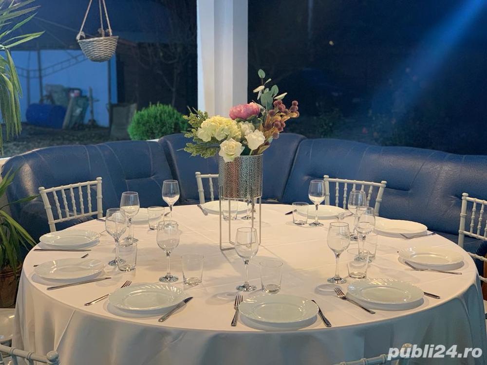 Inchiriere mese si scaune 