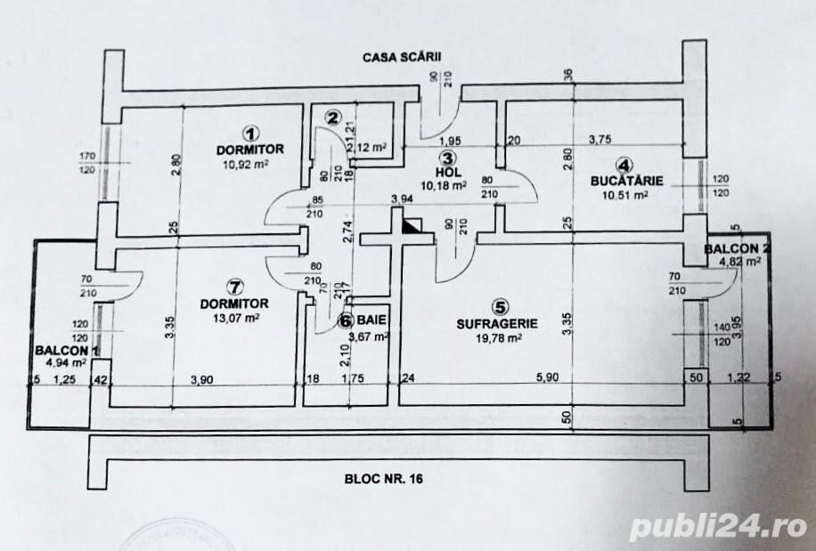 Vand apartament 3 camere in Focsani