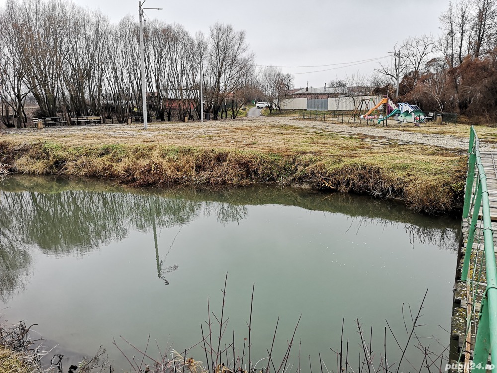 Casă de vânzare lângă Răcari la 7 km și la 35 km de București.