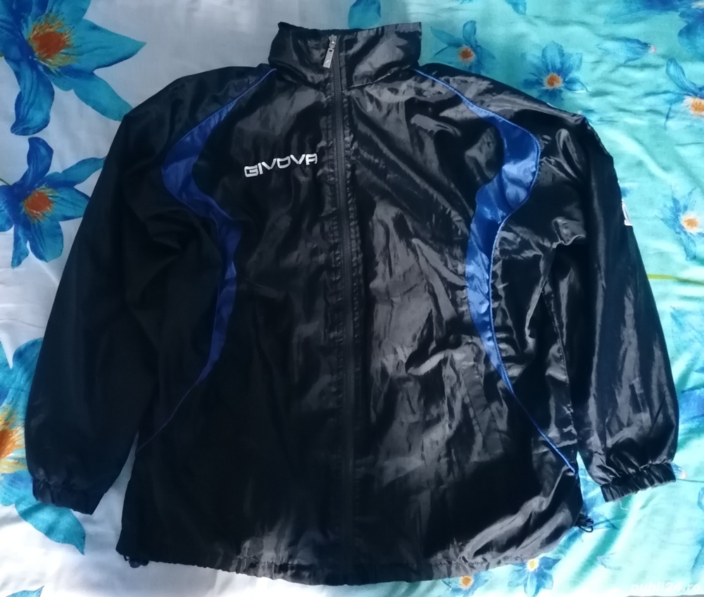 Vând jachetă de ploaie (fâș) GIVOVA ! 