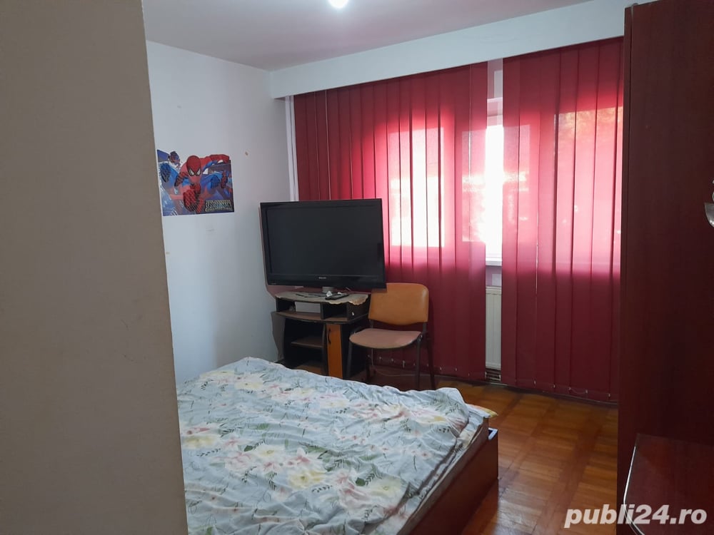 vand apartament 2 camare 