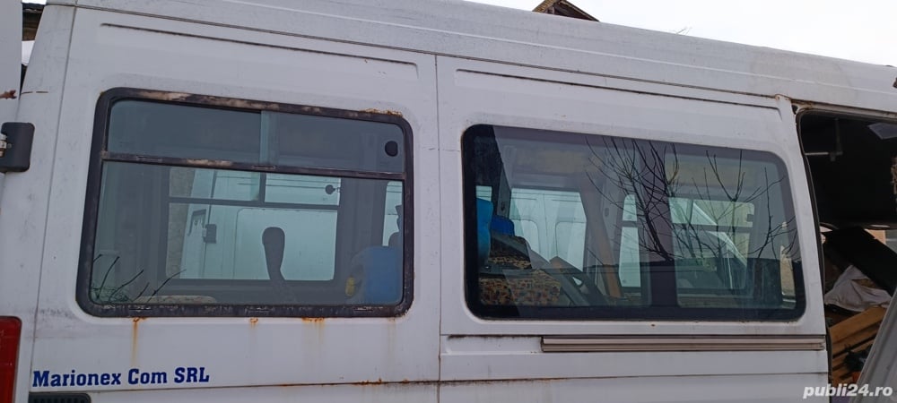 Geam geamuri laterale microbuz Iveco 