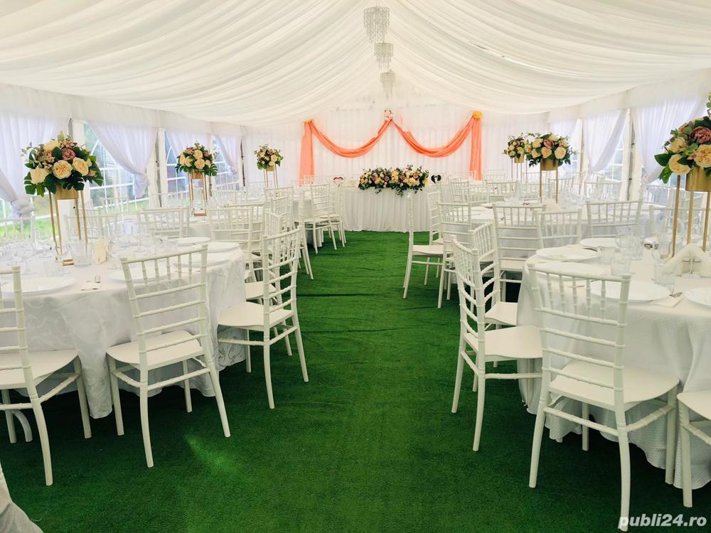 Inchiriez cort si arajamente florale 